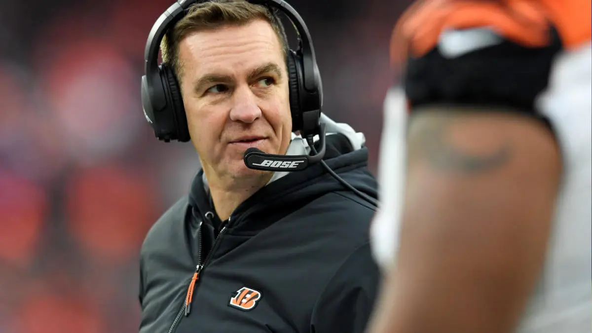 Bengals Part Ways with Defensive Coordinator Lou Anarumo After Missing Playoffs