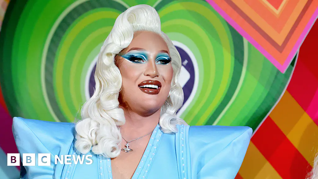 The Vivienne, 'RuPaul's Drag Race UK' Winner, Dies at 32