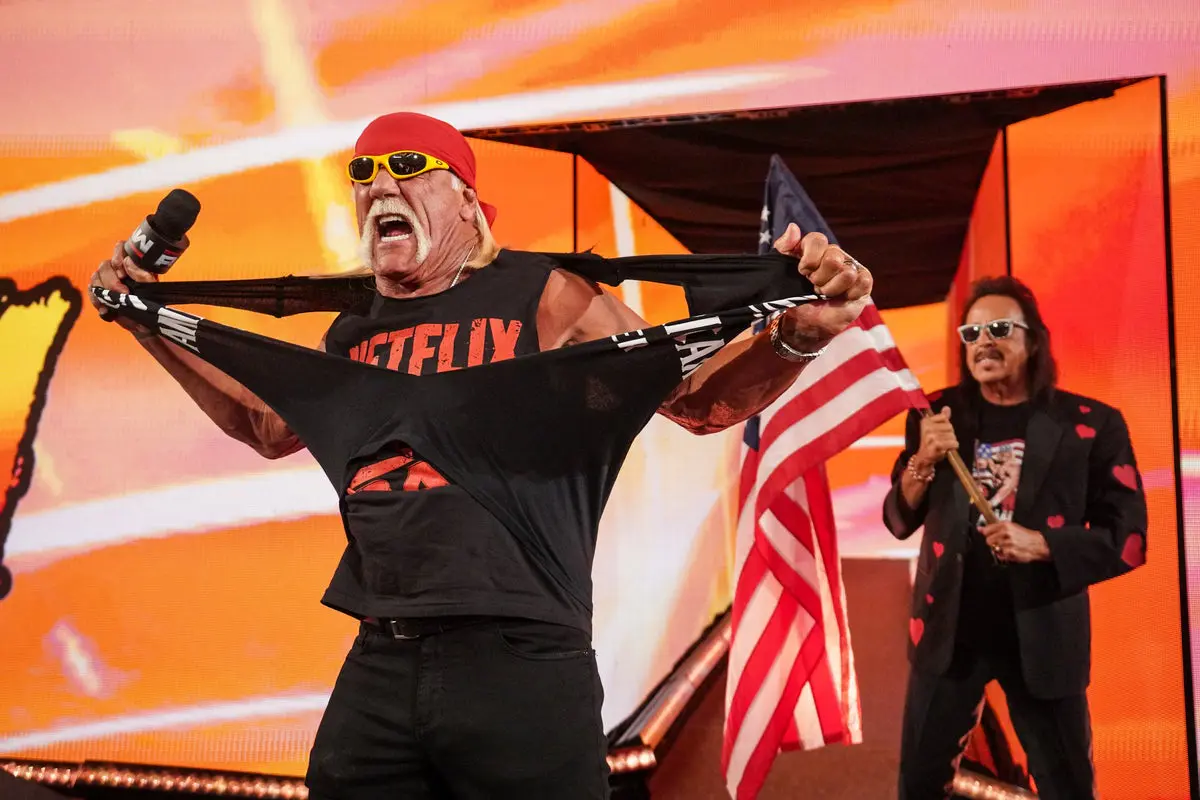 Hulk Hogan's Tumultuous Return: Boos, Controversy, and Fan Reaction