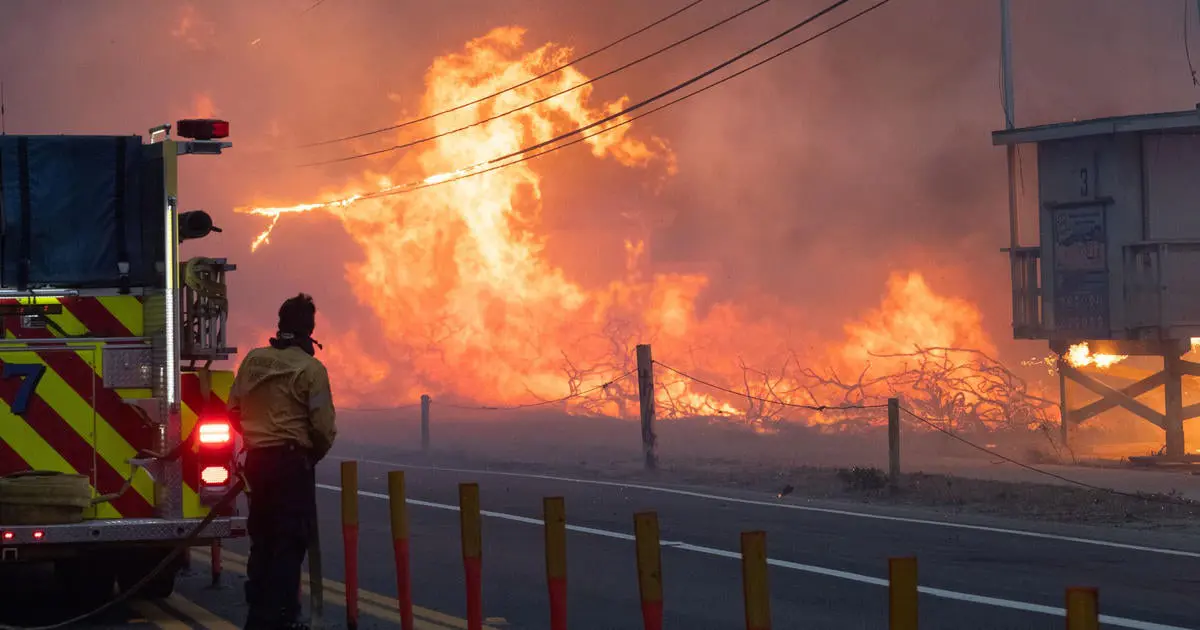 Southern California Wildfires Force Evacuations Amidst High Winds