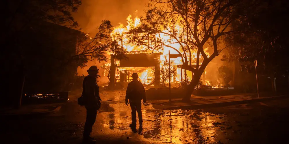 Southern California Wildfires Force Evacuations Amidst High Winds