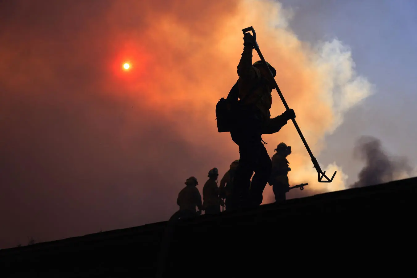 Palisades Fire Erupts Amidst High Winds in Los Angeles